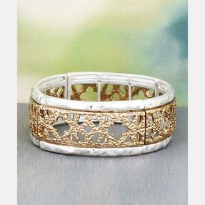 *3/$22* MOROCCAN CLOVER TWO-TONED STRETCH BRACELET